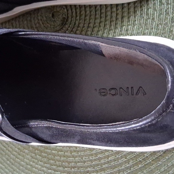 Vince Black Suede Streetwear Skater Slip On Sneakers Size 7.5 - Picture 6 of 9